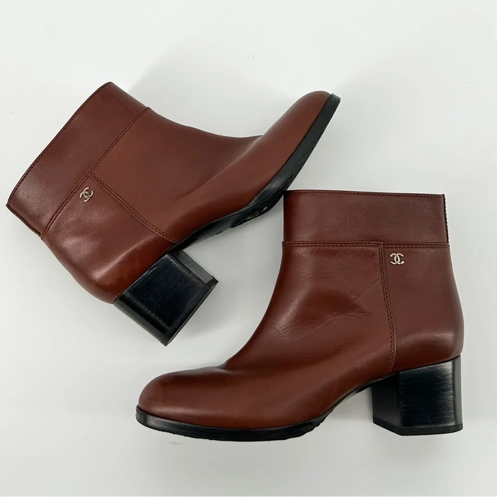 Chanel Caramel Cognac Brown Ankle Boots Logo Size 38
